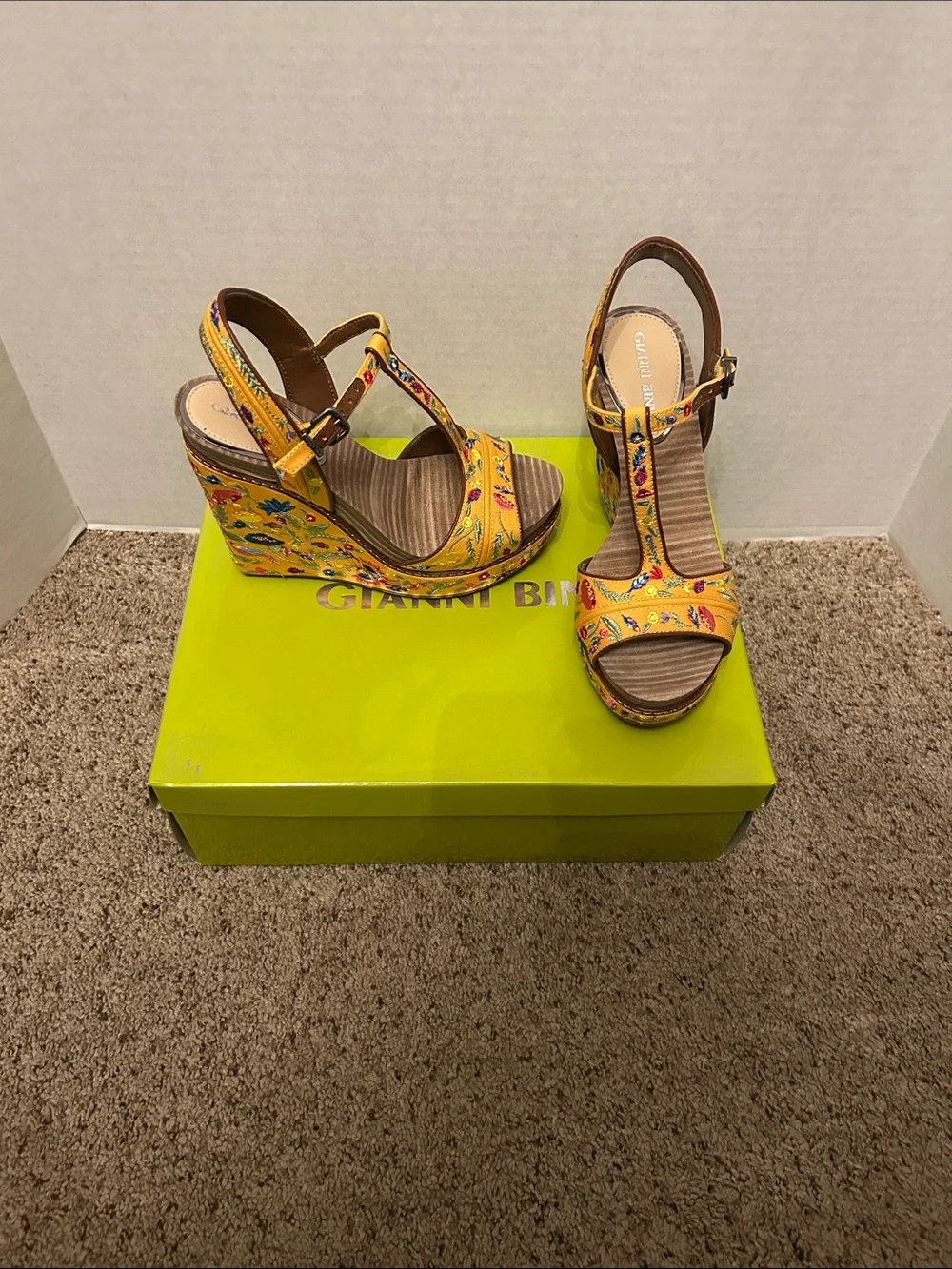 Gianni Bini Yellow Floral T-Strap Wedge Sandals with Brown Trim